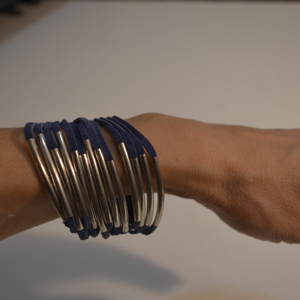 Bracelet Handmade Blue Leather Suede Strips Steel Tubes Decors 4 Snaps-Fasteners